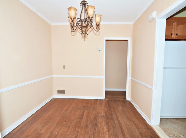 7516 197th Street, Fresh Meadows, NY 11366