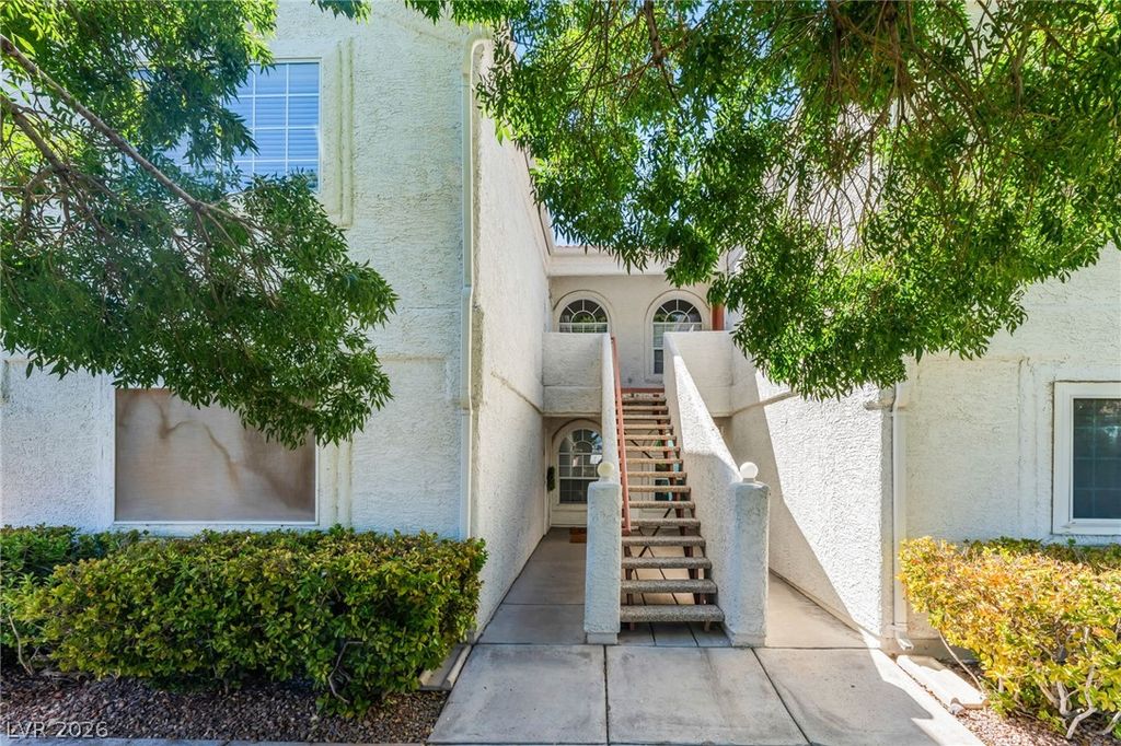1800 Edmond Street 228, Las Vegas, NV 89146 — photo 2