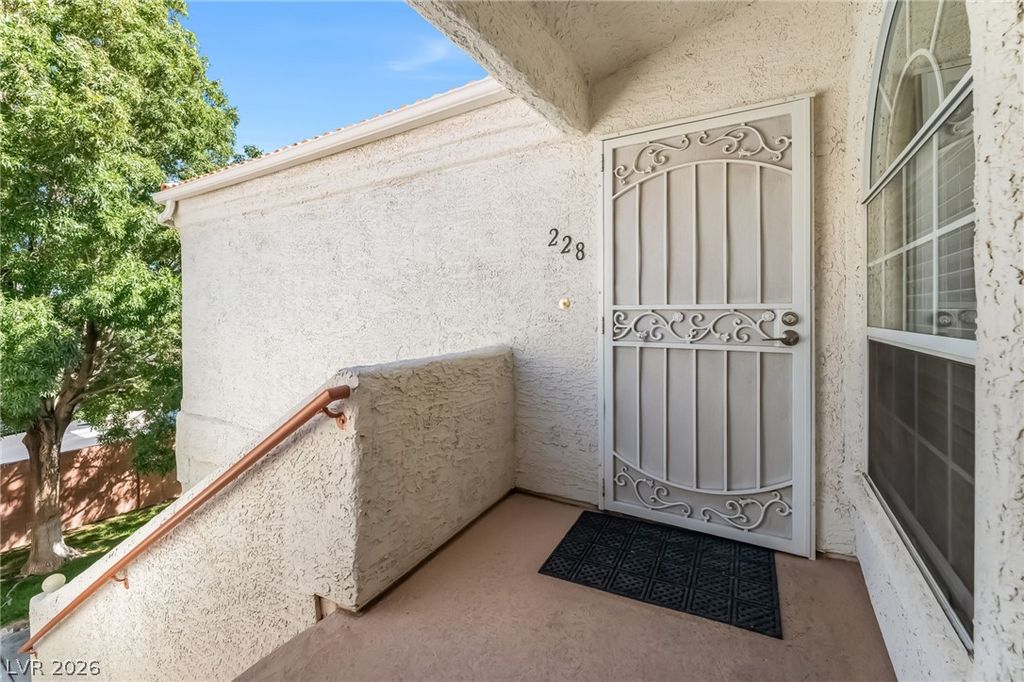 1800 Edmond Street 228, Las Vegas, NV 89146 — photo 3
