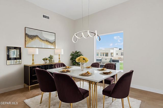 317 RIO DE JAZMIN Circle, El Paso, TX 79932