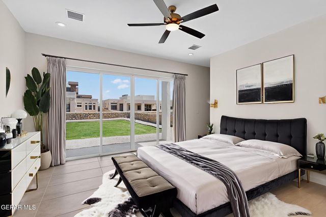 317 RIO DE JAZMIN Circle, El Paso, TX 79932