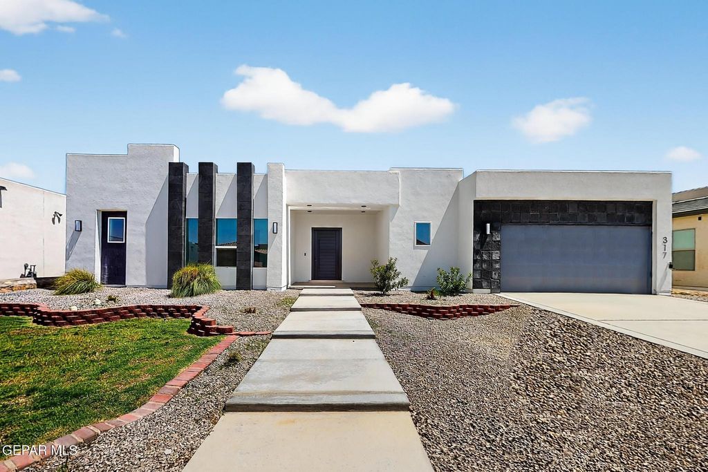 317 RIO DE JAZMIN Circle, El Paso, TX 79932