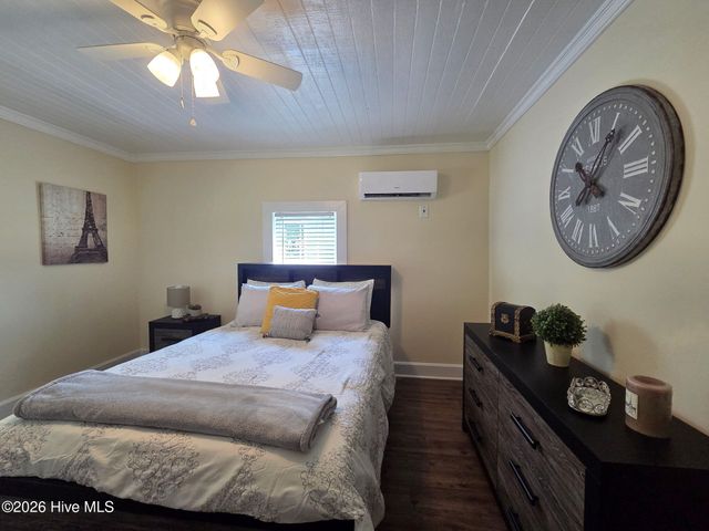 4324 N Nc Highway 53 E, Burgaw, NC 28425