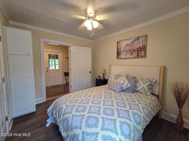 4324 N Nc Highway 53 E, Burgaw, NC 28425