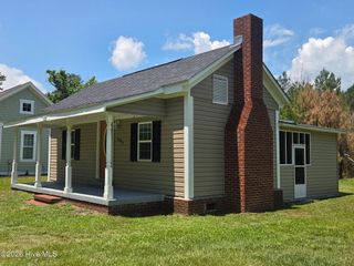 4324 N Nc Highway 53 E, Burgaw, NC 28425