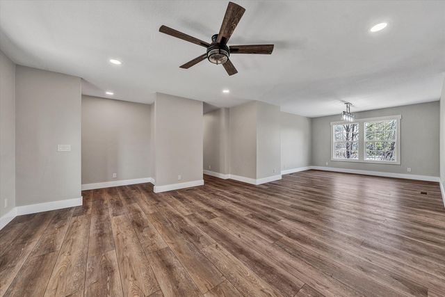 200 Surber DR, Moneta, VA 24121