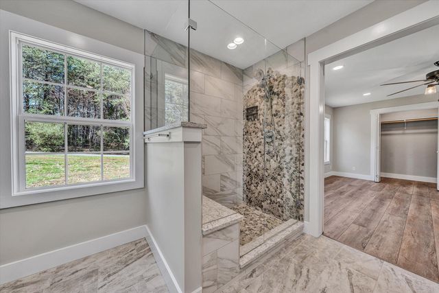 200 Surber DR, Moneta, VA 24121