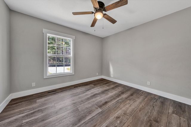 200 Surber DR, Moneta, VA 24121