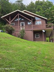 514 Indian Gap Rd. Rd, Sevierville, TN 37862