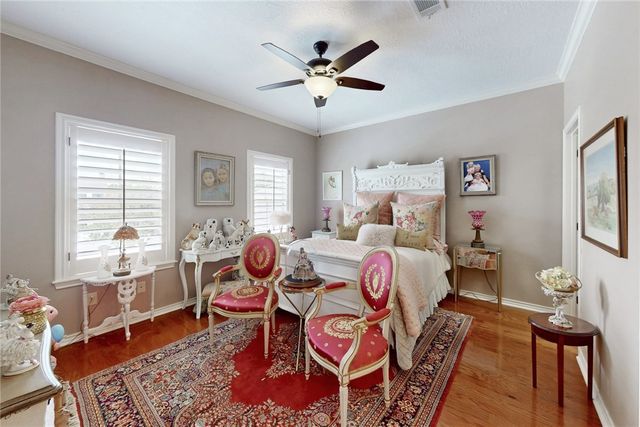 5108 Miramont Circle, Bryan, TX 77802
