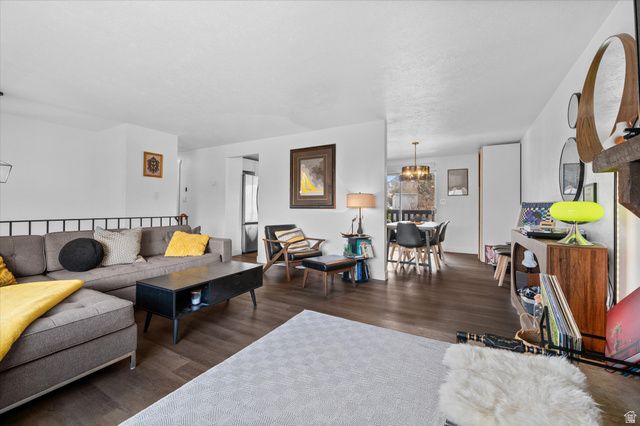 10491 S AMARYLLIS DR, Sandy, UT 84094