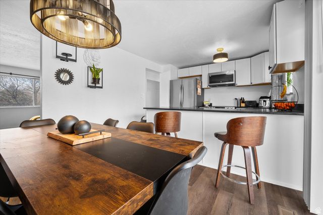 10491 S AMARYLLIS DR, Sandy, UT 84094