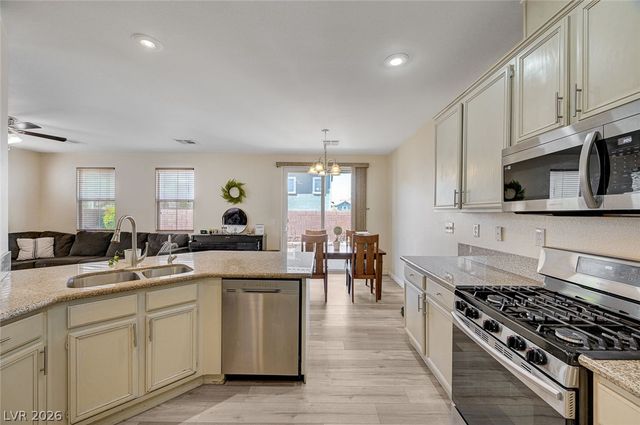 1350 Grass Creek Avenue 1, Henderson, NV 89012