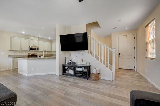 1350 Grass Creek Avenue 1, Henderson, NV 89012
