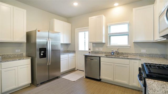 25463 Northpark Lake Drive, Porter, TX 77365