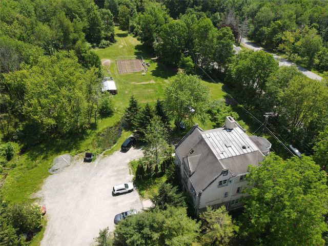 48 Loomis Village Road, Liberty, NY 12754
