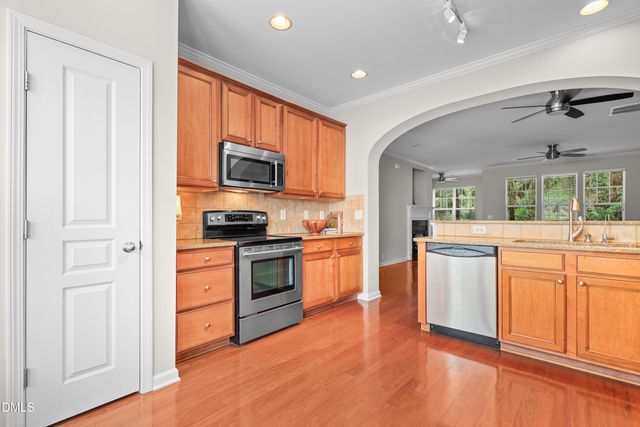 5813 Cameo Glass Way, Raleigh, NC 27612