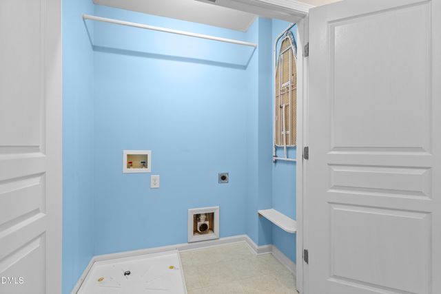 5813 Cameo Glass Way, Raleigh, NC 27612