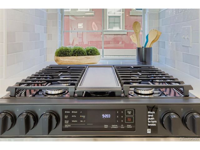 185 Pipit Lake Way, Erie, CO 80516