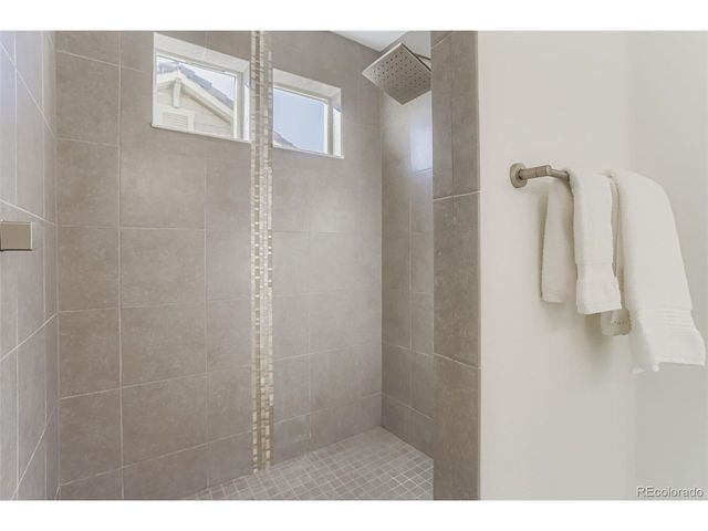 185 Pipit Lake Way, Erie, CO 80516