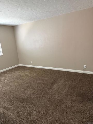 11820 Camanito Ronaldo 220, San Diego, CA 92128