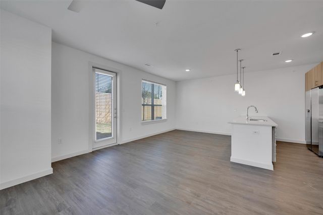 10030 Garland Road 1405, Dallas, TX 75218