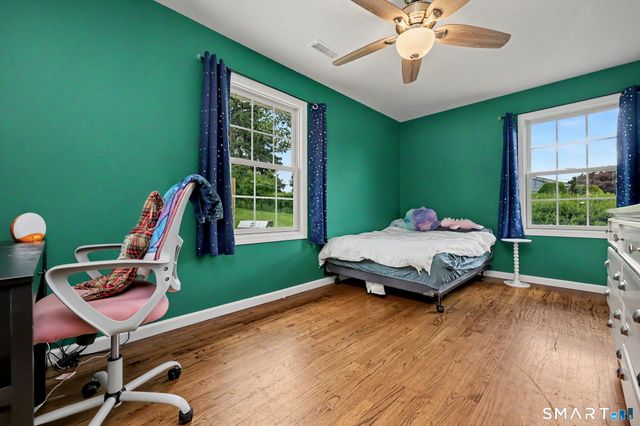 13 Fox Hollow Road, New Fairfield, CT 06812