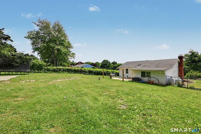 13 Fox Hollow Road, New Fairfield, CT 06812