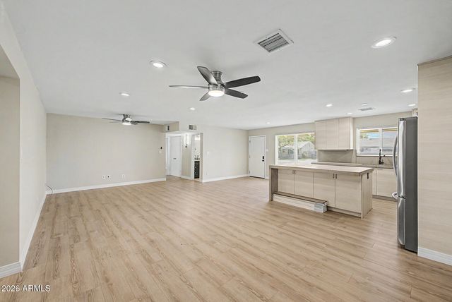 7719 N 17TH Avenue, Phoenix, AZ 85021