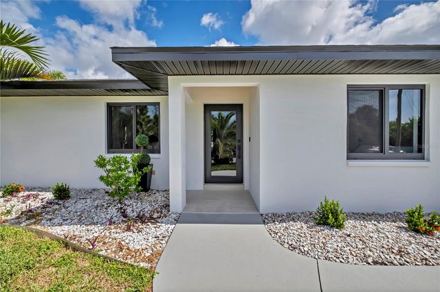 15180 LYNEBURG AVENUE, Port Charlotte, FL 33981