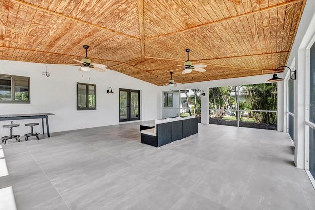 15180 LYNEBURG AVENUE, Port Charlotte, FL 33981