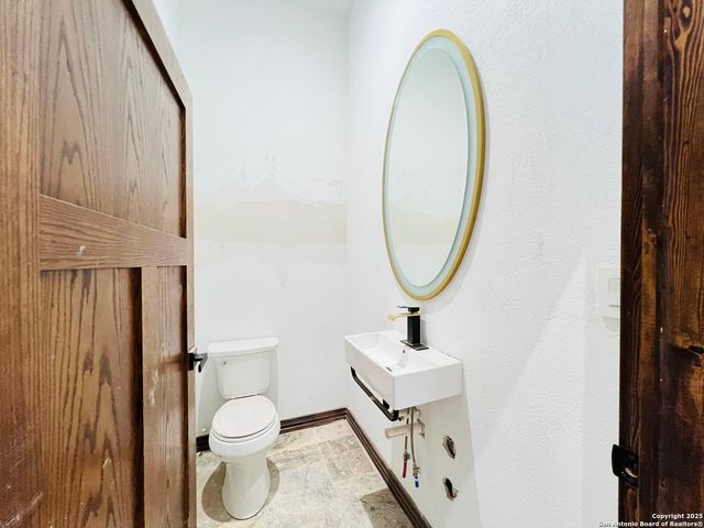 129 Krempkau, San Antonio, TX 78212