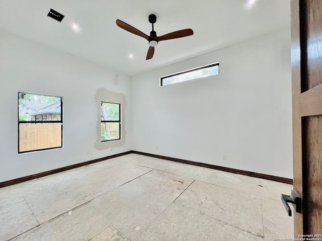 129 Krempkau, San Antonio, TX 78212