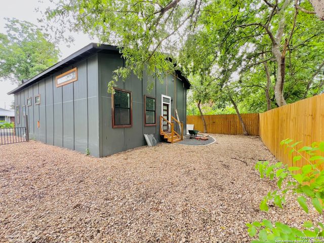 129 Krempkau, San Antonio, TX 78212