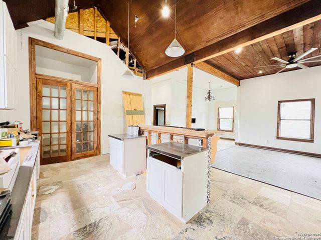 129 Krempkau, San Antonio, TX 78212