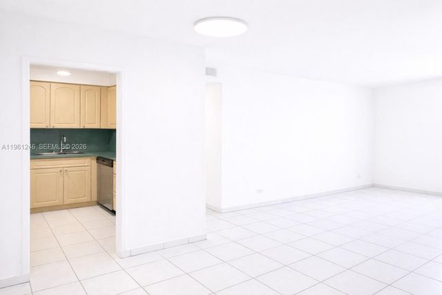 7441 Wayne Ave 11G, Miami Beach, FL 33141