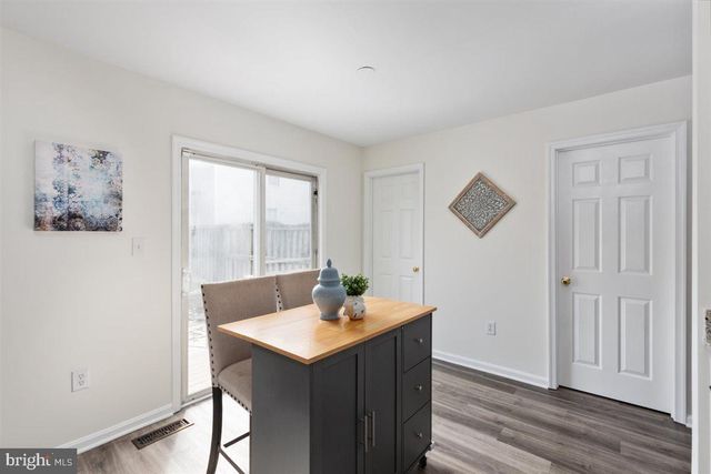 511 HIGHLAND TOWNE LN, Warrenton, VA 20186