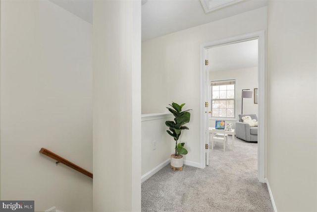 511 HIGHLAND TOWNE LN, Warrenton, VA 20186