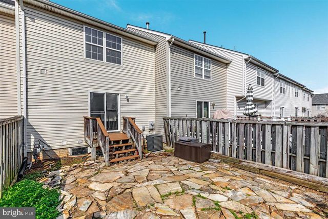 511 HIGHLAND TOWNE LN, Warrenton, VA 20186