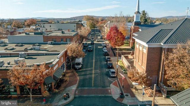 511 HIGHLAND TOWNE LN, Warrenton, VA 20186