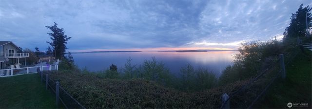 1406 Potlatch Beach Road, Marysville, WA 98271