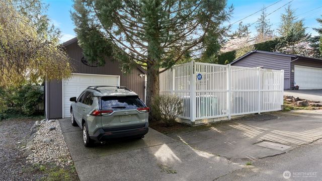 1406 Potlatch Beach Road, Marysville, WA 98271
