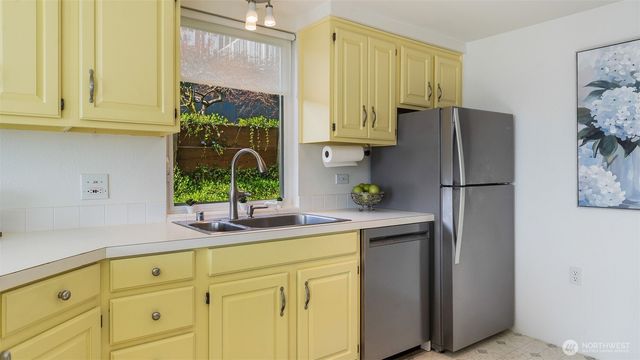 1406 Potlatch Beach Road, Marysville, WA 98271