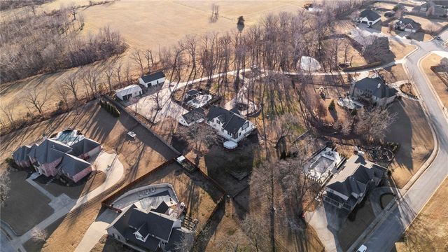 507 Chattin Circle, Bentonville, AR 72713