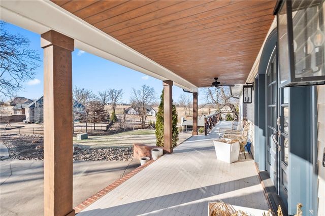 507 Chattin Circle, Bentonville, AR 72713