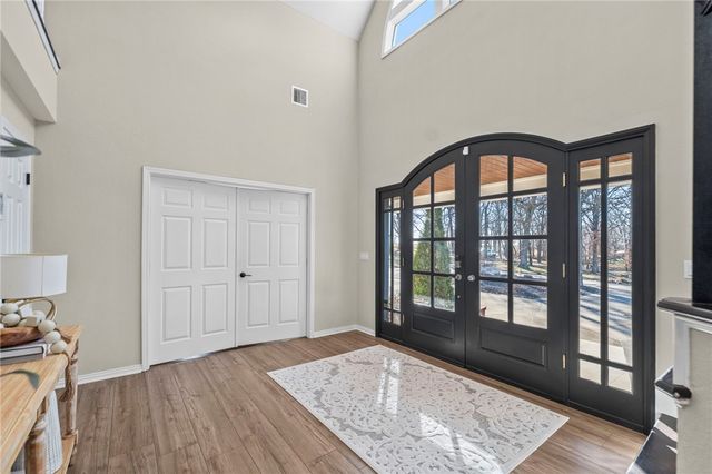 507 Chattin Circle, Bentonville, AR 72713