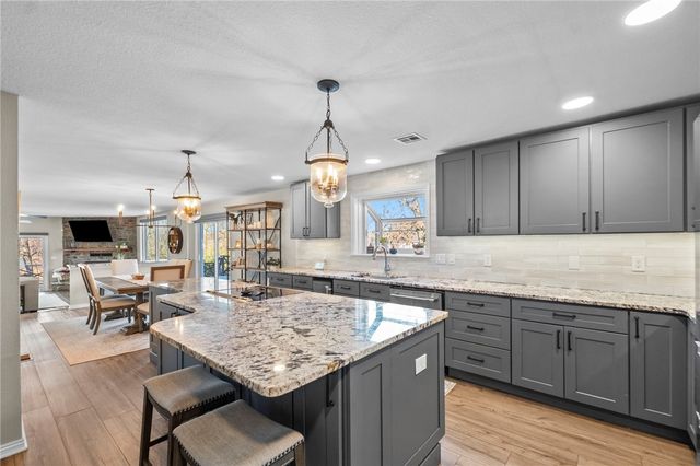 507 Chattin Circle, Bentonville, AR 72713