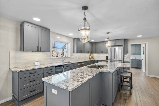 507 Chattin Circle, Bentonville, AR 72713