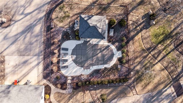 507 Chattin Circle, Bentonville, AR 72713