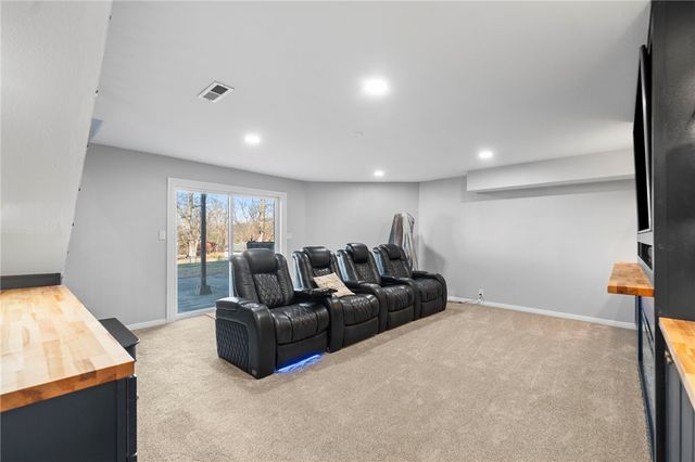 507 Chattin Circle, Bentonville, AR 72713